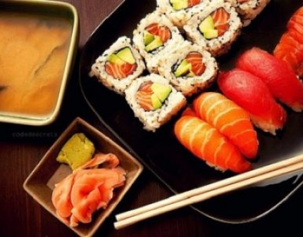 Скидка 50% на всё меню по акции от CITY SUSH premium! Вкусные и аппетитные суши для Вас!