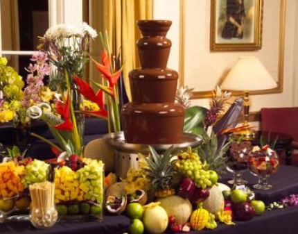 Сладкая жизнь! Шоколадный фонтан на Вашем празднике со скидкой 50%! Ваши гости будут в восторге!