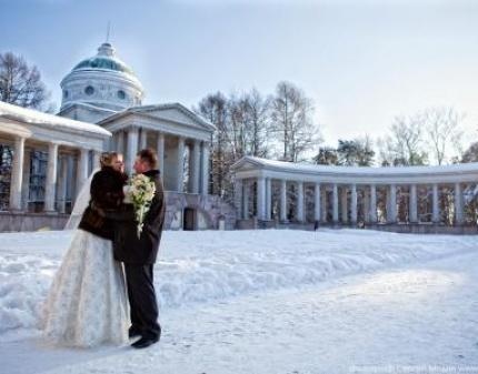 Скидка 50% на профессиональную свадебную фотосъемку зимой! Зимняя сказка - праздник любви!