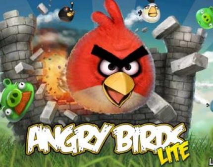 Скидка 50% на всю продукцию Angry Birds: аксессуары для iPhone, игрушки, сумки и многое другое!