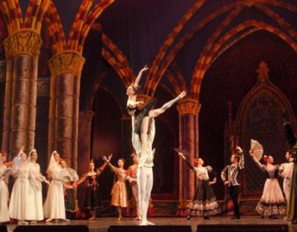 Скидка 50% на спектакль Лебединое озеро в Санкт-Петербурге от Русского балета!