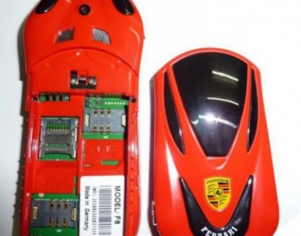 Телефон-машинка Ferrari X8 3 SIM со скидкой 50%! Ваш новый стиль!