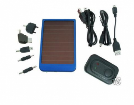 Зарядное уст-во на солнечной батарее для сотовых телефонов, MP3 и MP4 плееров! Скидка 50%!