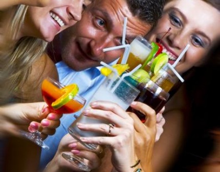 Скидка 50% на ВСЕ МЕНЮ, включая алкоголь, в баре Mariage! Отличное место для отличных людей!