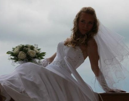 Скидка 55% на свадебную фотосессию + Love Story! Торжественное событие будет запечатлено!