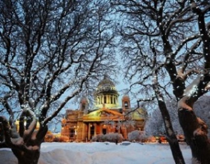 Скидка 51% на экскурсию Храмы Петербурга от компании Транзит Тур Лайн!